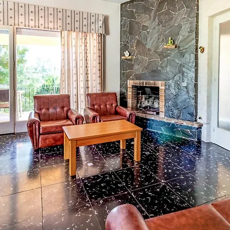 Grifeu 14 - Con Terraza Y Jardin *